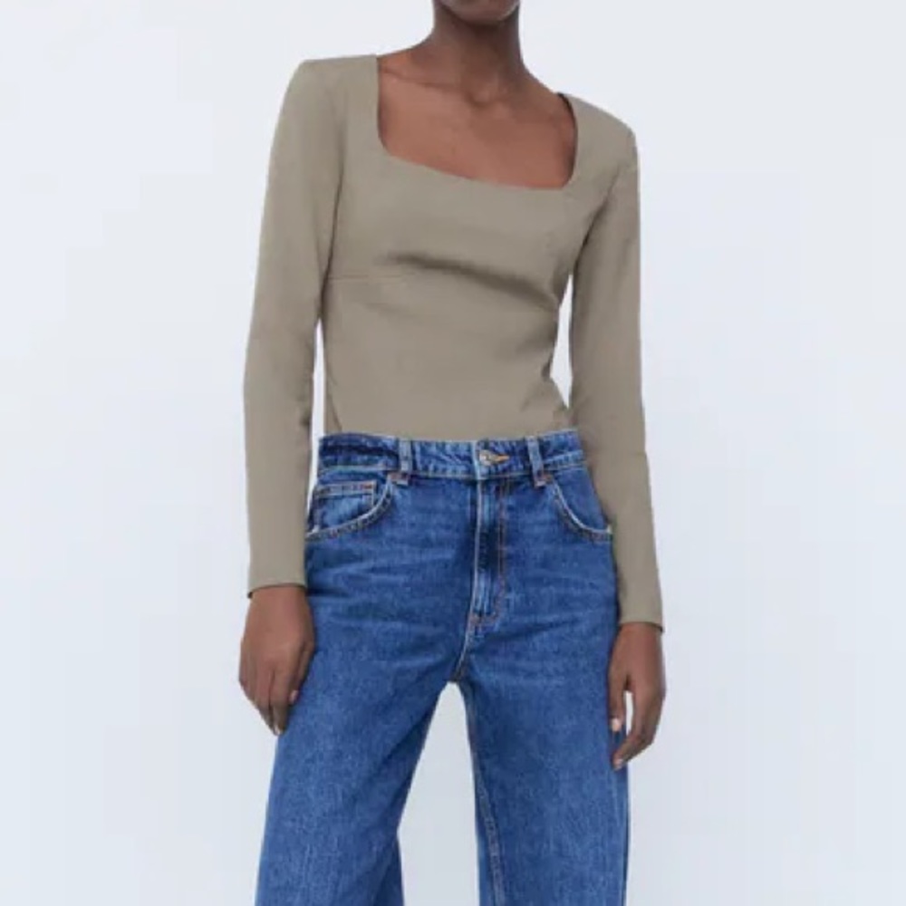Zara NWT long sleeve squared neck bodysuit in taupe - XS